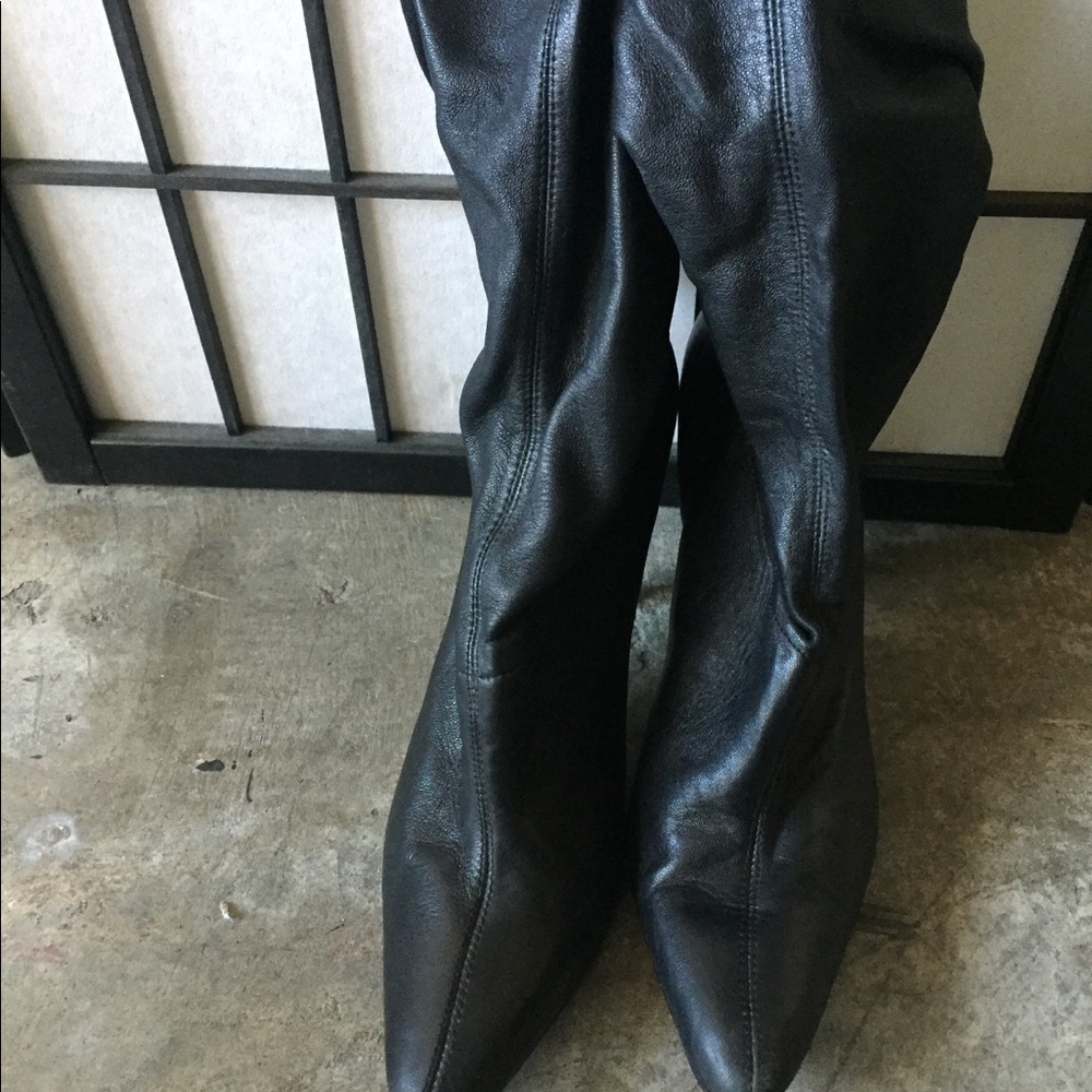 BCBG slouch booty